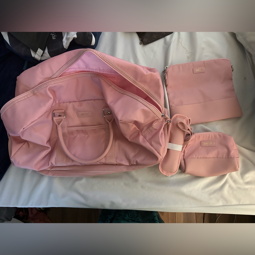 Carry on travel set new never used